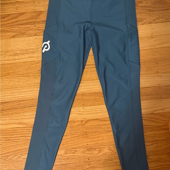 Peloton Teal Leggings - Picture 1 of 7